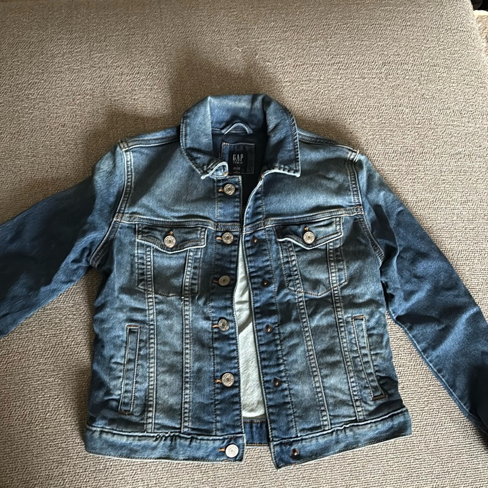 KIDS GAP DENIM JACKET SIZE XL